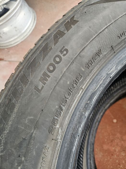 Гуми 255/60/18 2броя