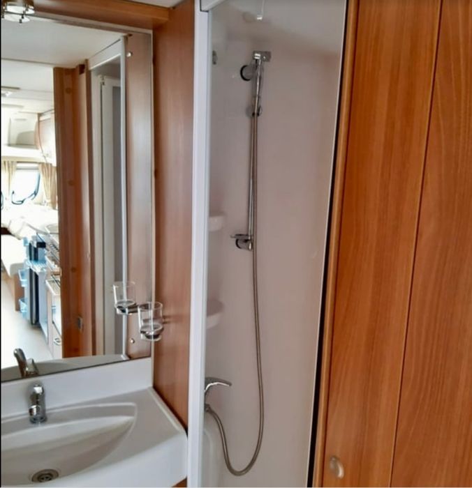 Каравана Swift Conqueror 530  2012 година