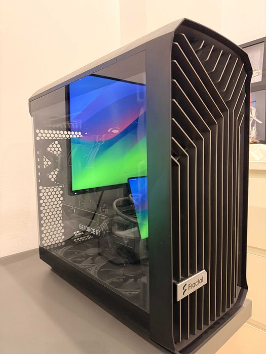 Настолен компютър RTX 4070 12GB + Ryzen 7 5800X3D