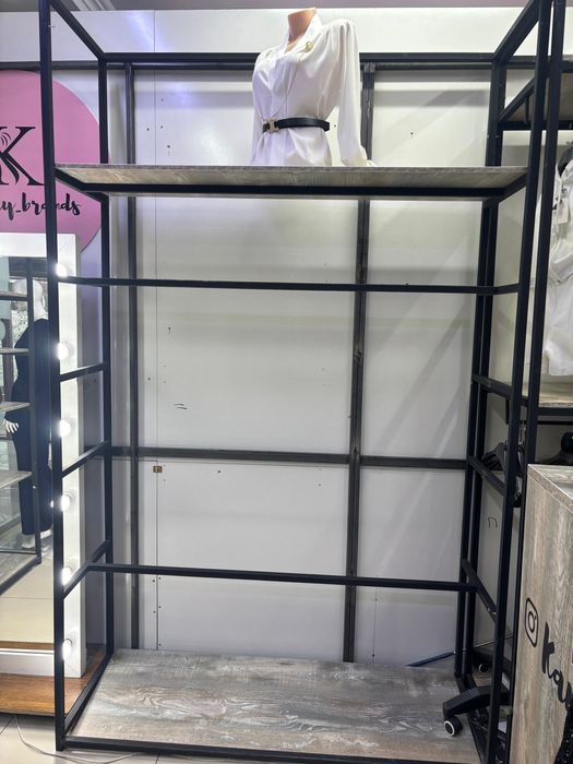 Мебель для бутик