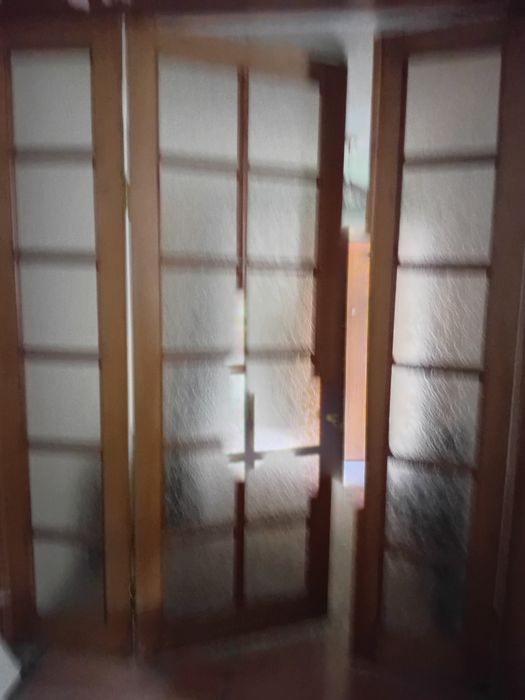 Продам двери 3х створчатые