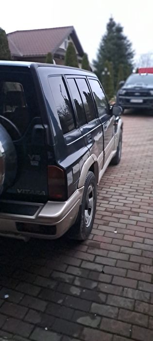 Se vinde Vitara stare  buna motor V6 24 valve