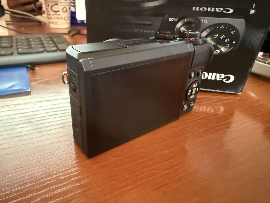 Canon G7X Mark III