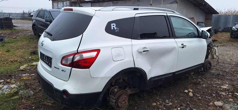 Dezmembrez Nissan Qashqai+2 1.5 dci euro 5 volan stanga