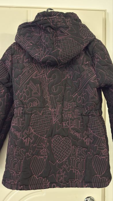 Ново преходно яке на Desigual за 11/12 годишно