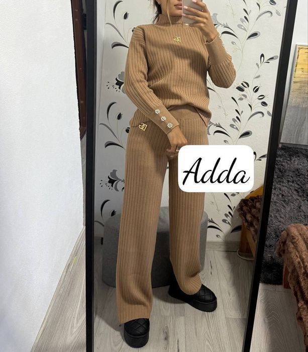 Compleu tricou DG marime universală preț 300 lei