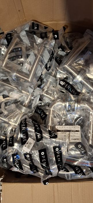 Manere  de  usa  noi