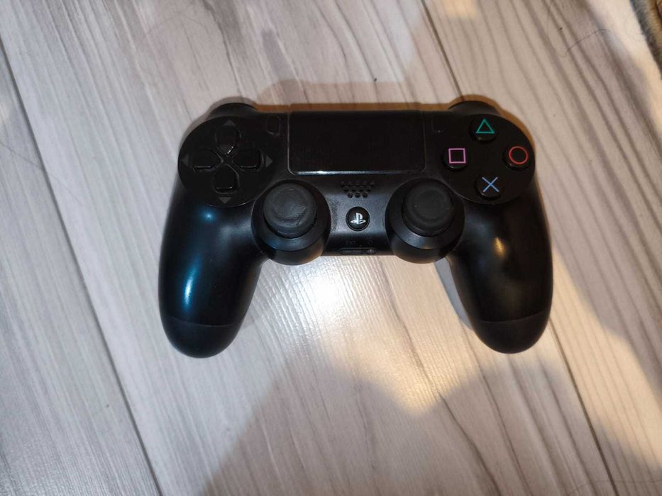 Ps4 fat продам срочно