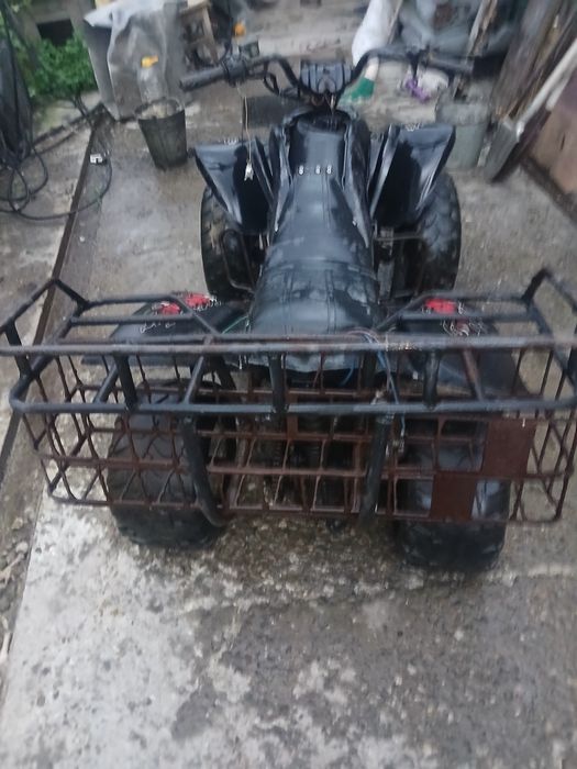 Продам квадроцикл 110 куб,механика