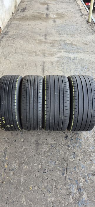 4 anvelope vara Michelin,fata 245/45/19,spate 275/40/19.Pretul este pe bucata.