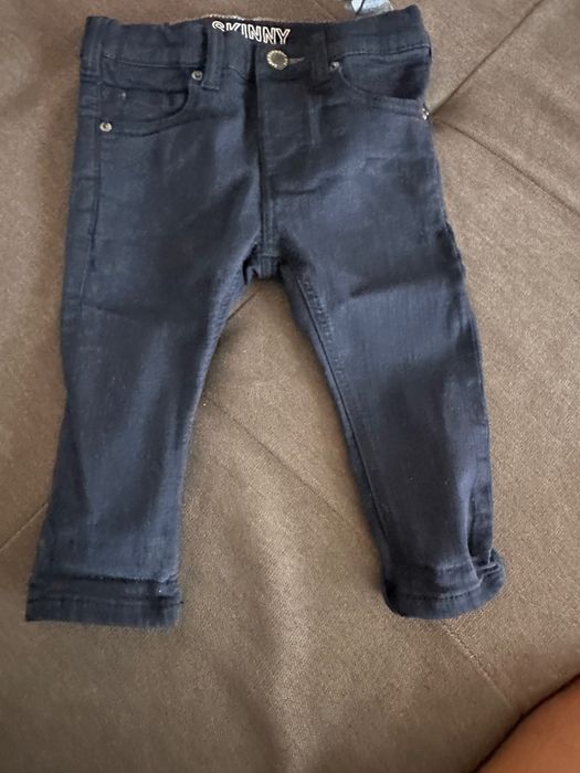 Дънки Зара за бебе момиче 6-9 месеца по 15 лв броя