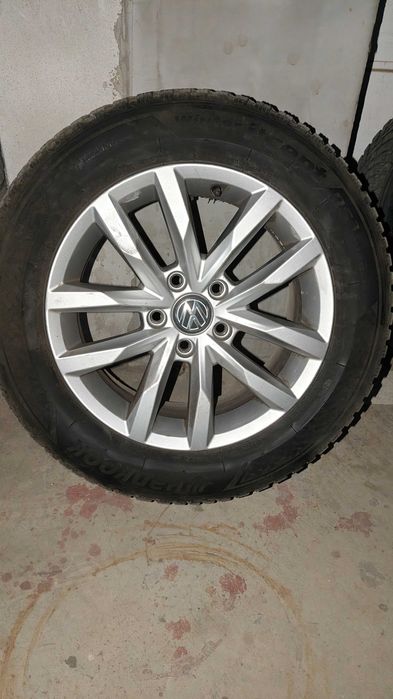 Оригинални джанти и зимни гуми Hankook VW