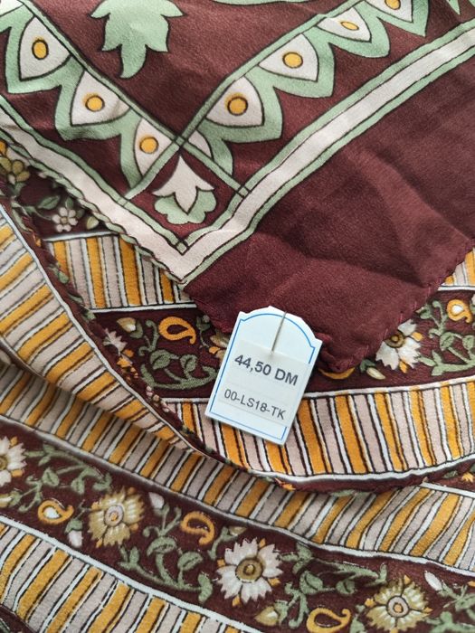 Eșarfă din mătase