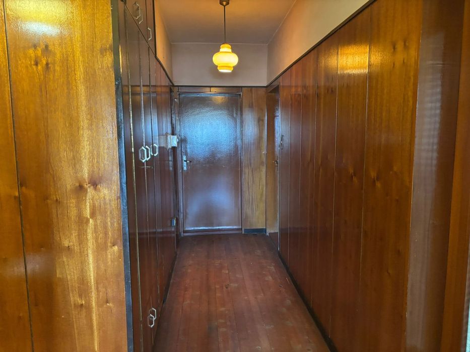 Продава се Тристаен апартамент в Полски Тръмбеш - 98 кв.м за 521 €/кв.м - Снимка #3