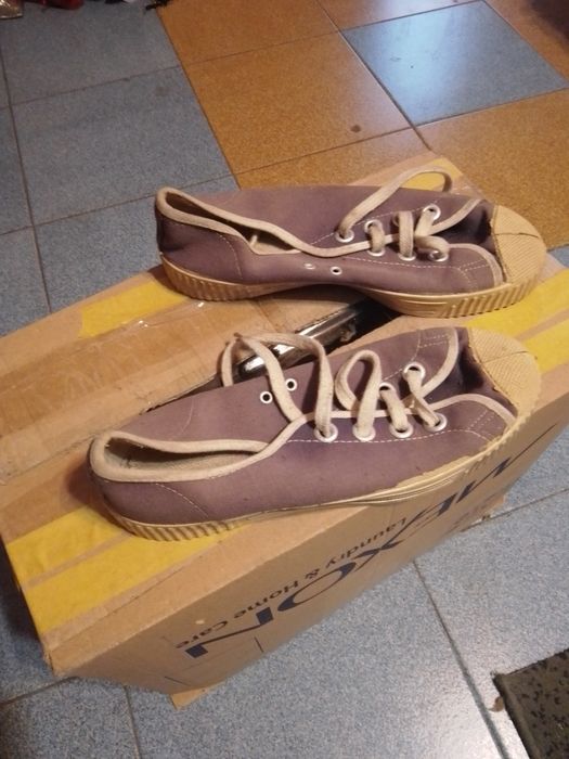 Мъжки маратонки-5евро