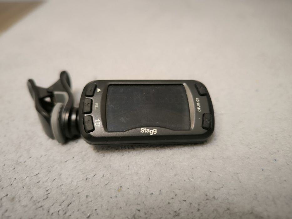 Тюнер Stagg ctum-c7 для настройки гитар, укелеле, домбры и т.п.