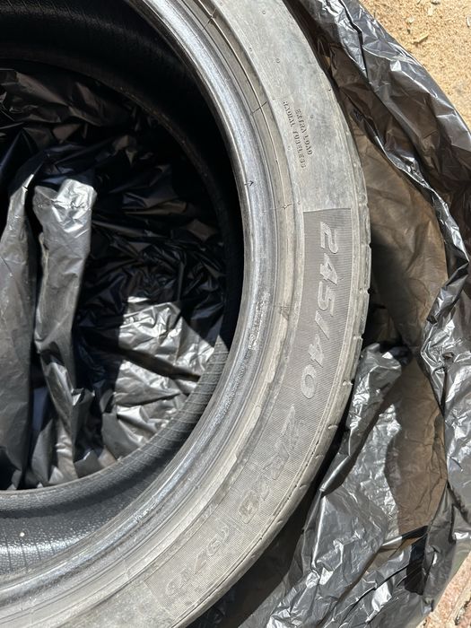 Pirelli 245 40 18