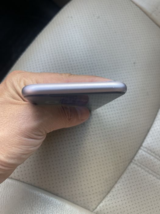 Iphone 11 в отличном состоянии
