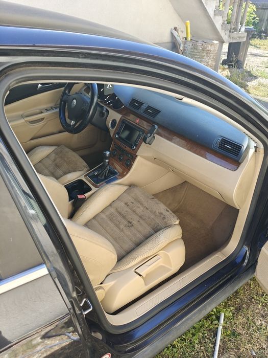 Vând Passat B6 140 CP