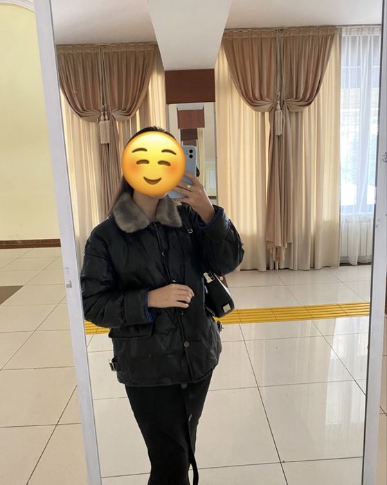 Осенняя куртка с норковым воротником