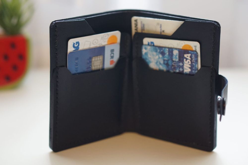 Portofel din piele naturală(1 bucată pe stoc)