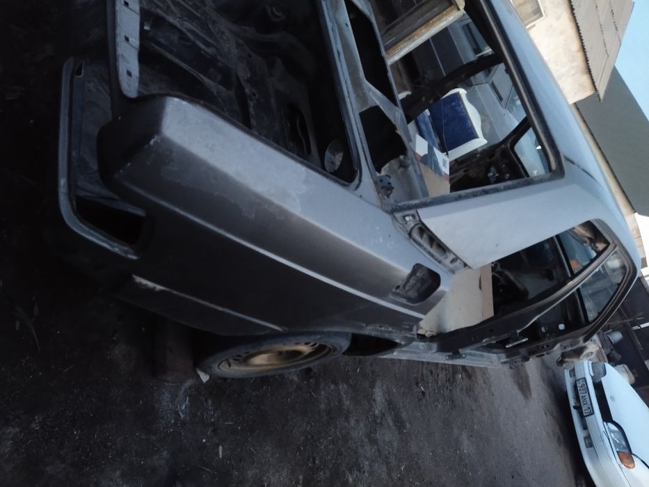 Мерседес 190 на разбор