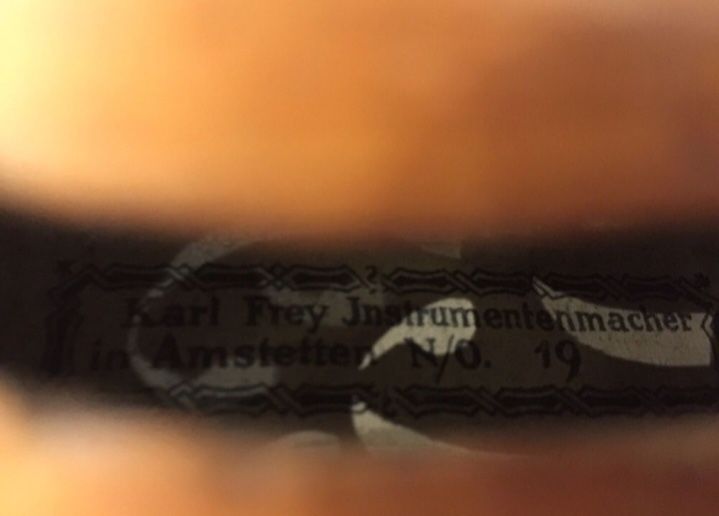 Майсторска голяма цигулка