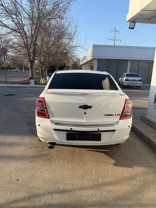 Chevrolet Cobalt 2023