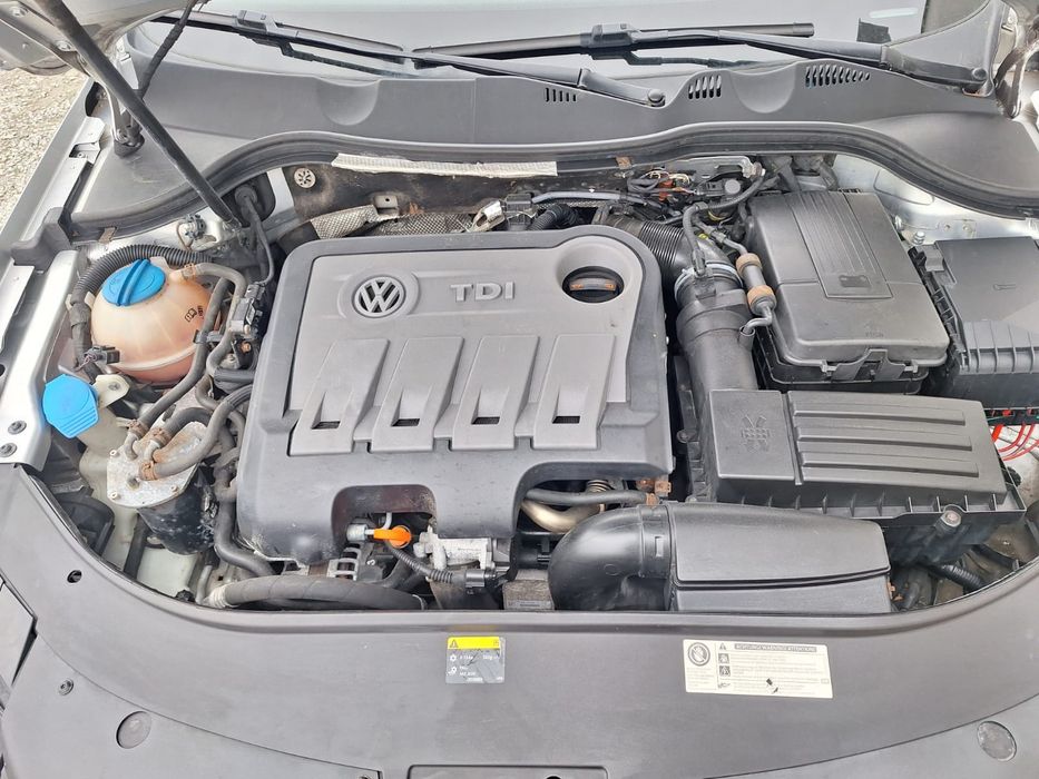 Volkswagen Passat B7 DSG 2.0 TDi 140 Cp - 2013