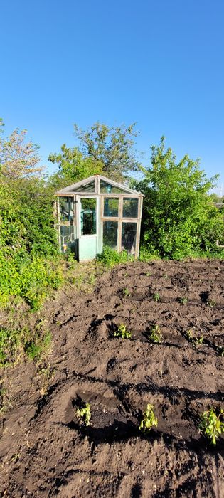 Продам дачу-баня 10,5 соток Госакт на землю,бизнес-аренда, постройка