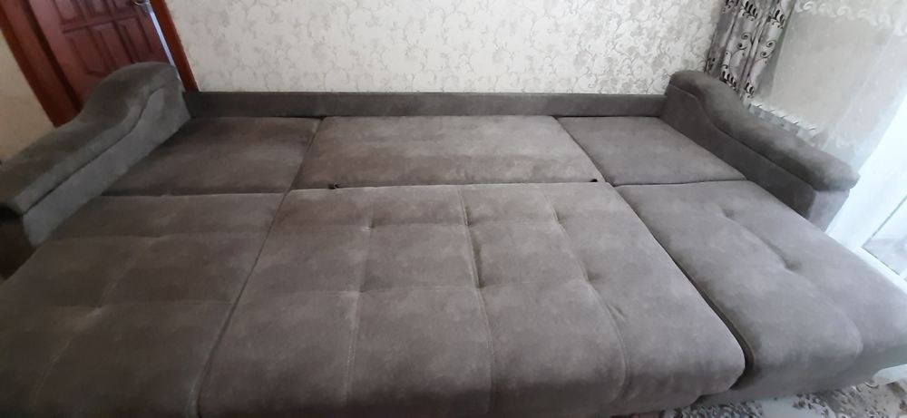 Диван, длинна 3.45