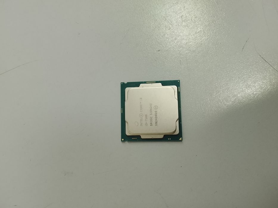 Продам процессор i3-7100