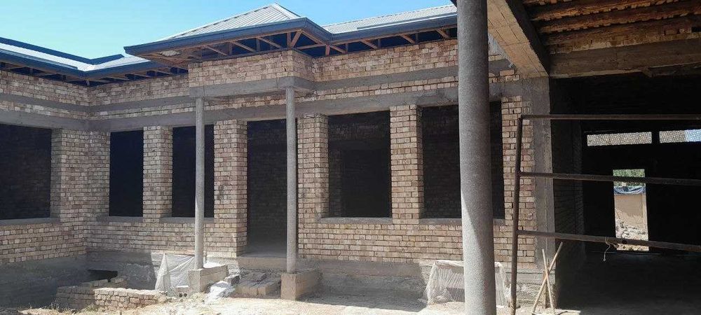 УЙ сотилади Шакарчила маххаласи пасида