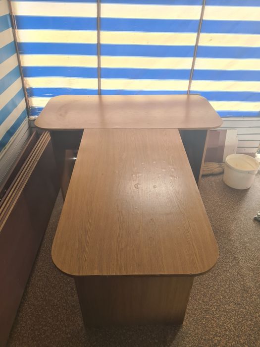 Стол офисный Т-образный