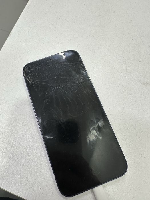 Айфон 12 мини шустрый.