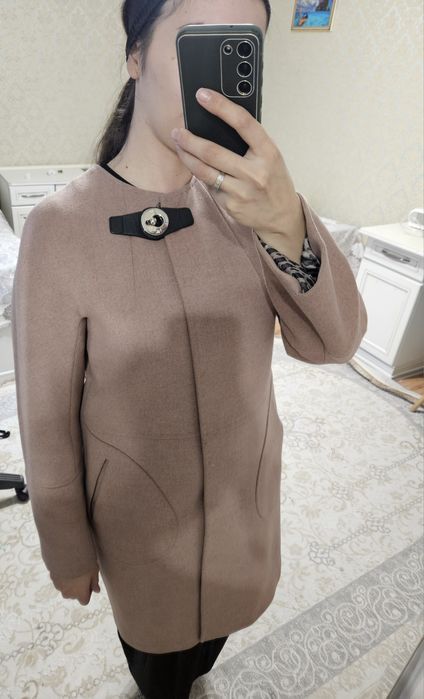 Продам осенне весенне пальто.