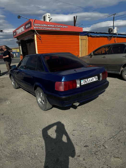 Продам Audi 80 б4