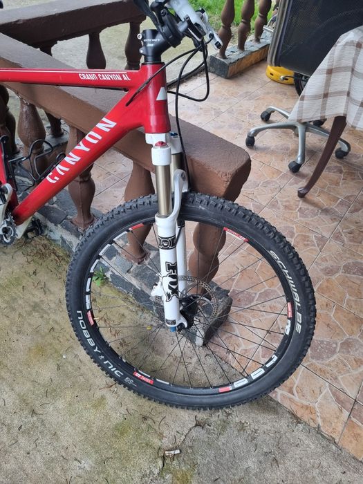 Vand bicicleta Canyon.pret 2000 lei.