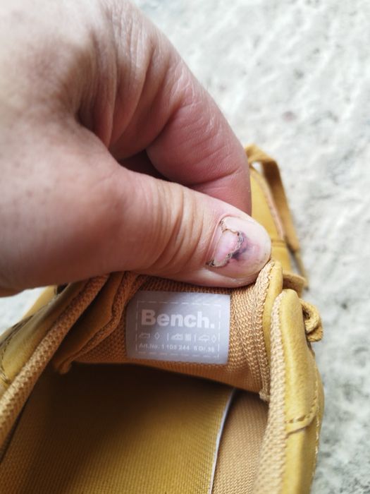 Bench 38 nom обувки