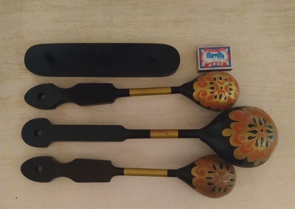 Ложки деревянные.