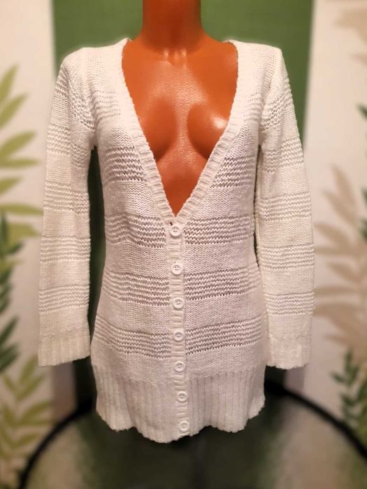 Cardigan marimea L, Colloseum