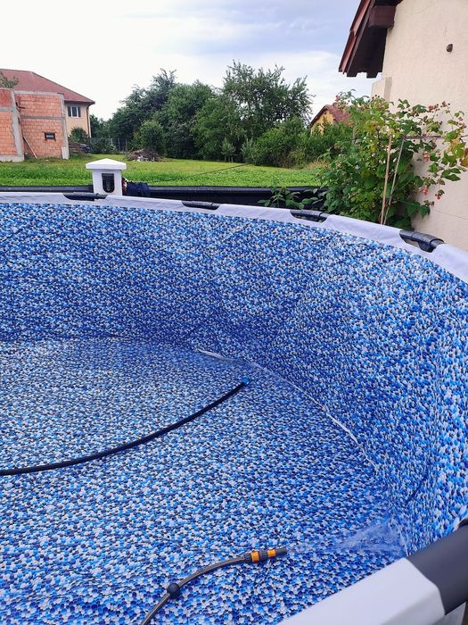 Vând Piscină cu pompa nisip Bestway