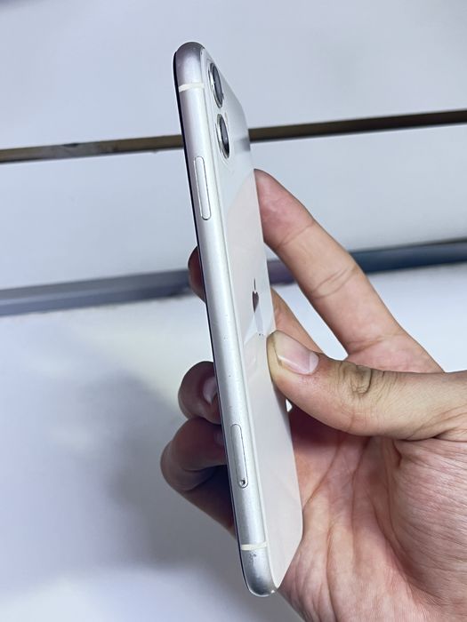 Iphone 11 в белом цвете