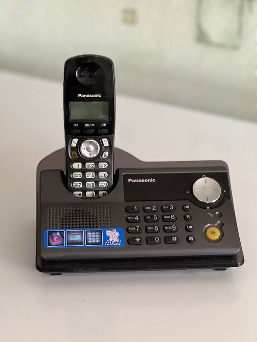 Телефон Panasonic
