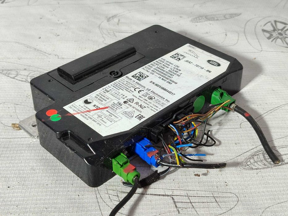 Modul telematică / Calculator TCU Jaguar F-Pace COD: J8A2-70718-BN 2018 / [2016+] / (5D3)