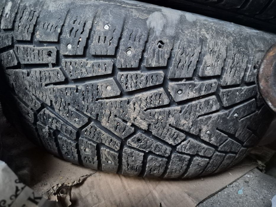 Продам резину.  17.