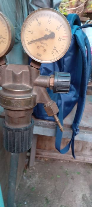 Vând aparat de sudura cu două functii