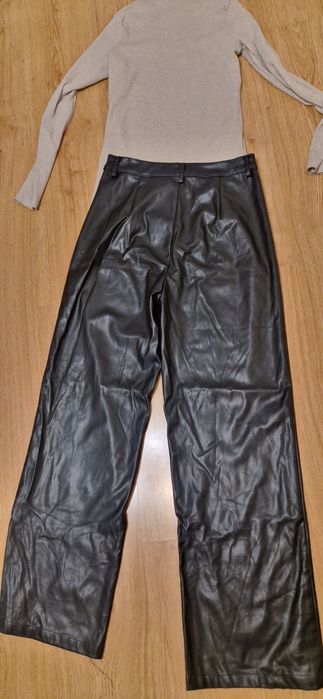 Pantaloni imitatie piele M