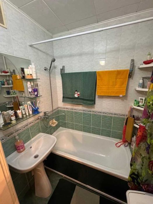 3-комнатная улучшенная, 7 мкр.