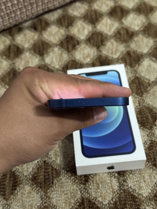 Продам или обмен iPhone 12 128